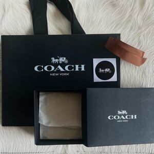 【COACH】gift bag box sticker and ribbon set